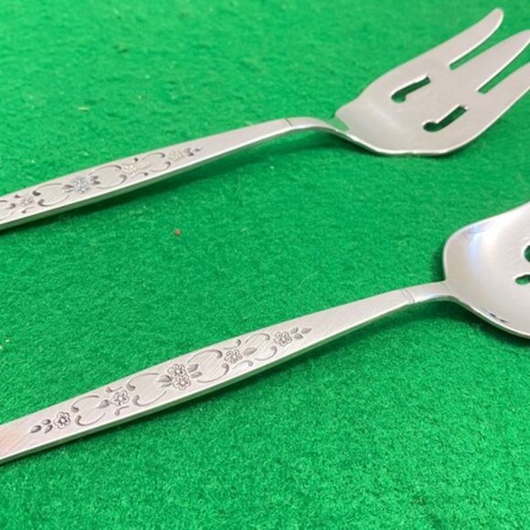 Pierced Serving Spoon and Fork, Stanless, Vintage Silverware, Gift for Mother, A - Picture 9 of 10